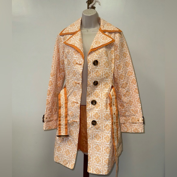Steve Madden Jackets & Blazers - Steve Madden (Medium) Orange/White Pattern Button Up Raincoat